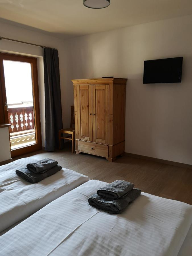 Haus Grugger Appartements バート・ホーフガシュタイン エクステリア 写真